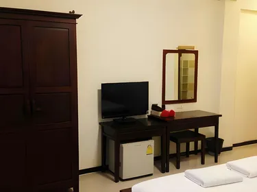 รูปภาพของนที เพรส