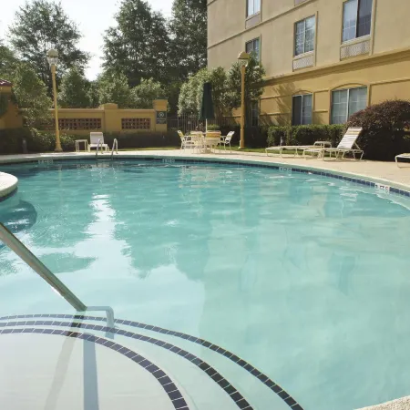 La Quinta Inn & Suites by Wyndham Raleigh/Durham Southpoint
