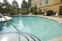 La Quinta Inn & Suites by Wyndham Raleigh/Durham Southpoint - Pools
