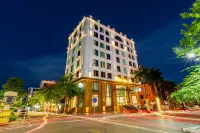 River Way Hotel Ha Long Hotel in zona Baia di Ha Long