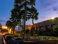 Holiday Palace Hotels in Krong Poi Pet