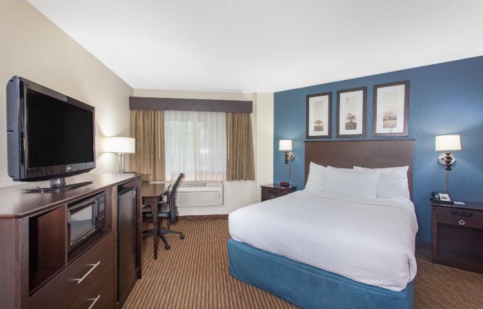 AmericInn by Wyndham Mankato Event Center