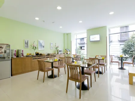 米拉多太陽門飯店