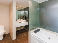 Solid Hotels