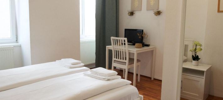 Hotel Pension Arpi Hotels in Wien