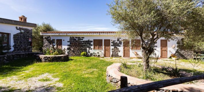 Ecoparco Neulè Hotels in Dorgali