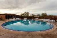 泰扎若因內古堡住宿加早餐旅館