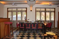 Hotel Kismat Mahal - พร้อมอาหารเช้า