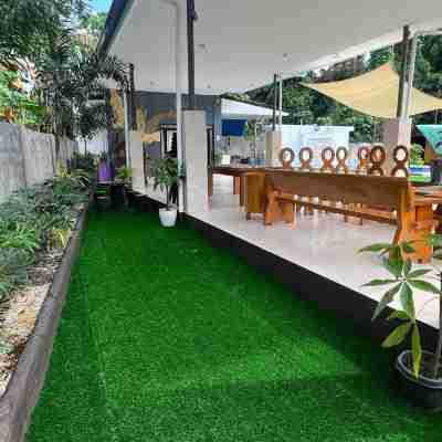 Serene Farmhouse Retreat in Alfonso, Cavite - Perfect for Family Getaways Hotel Exterior