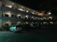 Chong TI Hotel - parking