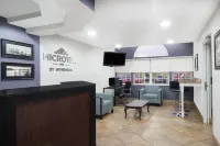 Microtel Inn & Suites by Wyndham Bowling Green
