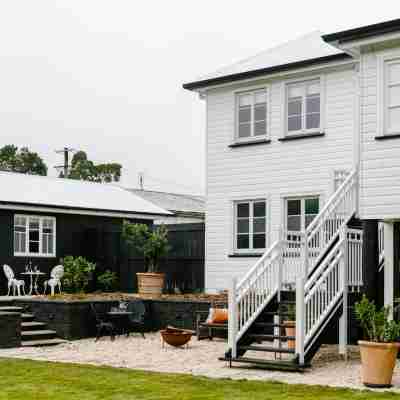 Maleny Lodge Hotel Exterior