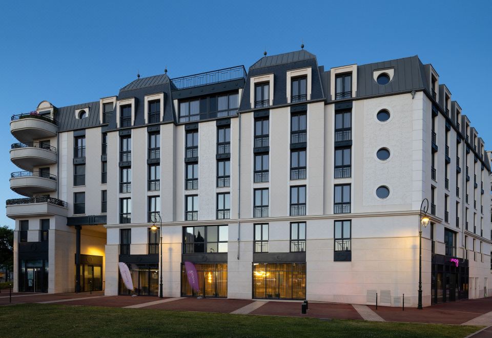 hotel overview picture