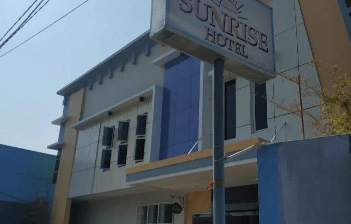 Sunrise Hotel