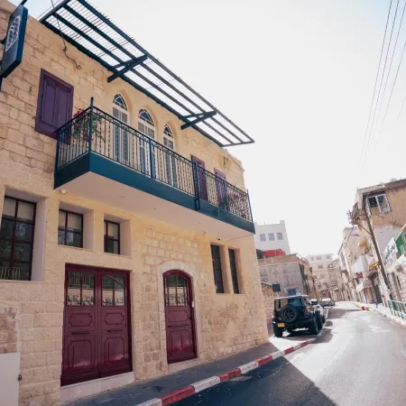 Roots Boutique Hotel