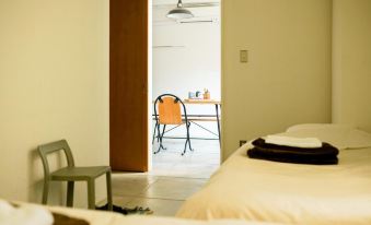 Route - Cafe and Petit Hostel