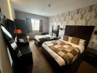 Inn on the Prom at the Fernlea Hotel