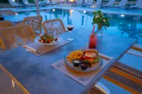 Remezzo Studios & Apartments - sarapan