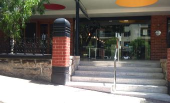 Riverview on Mount Street