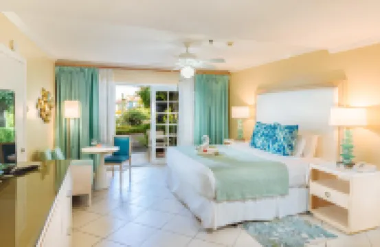 Bay Gardens Beach Resort & Spa