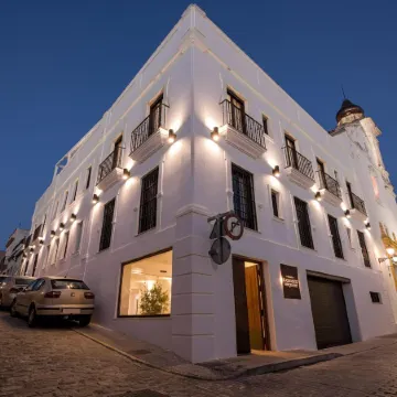 Posada El Convento Mercedario by Ĥ