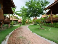 Ayodhara Village Hotel in zona Wat Nonsi