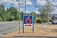 Motel 6 Issaquah, WA - Seattle - East Hotels in Issaquah