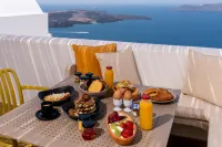 Vacay Suites Hotel berhampiran Santorini Gem