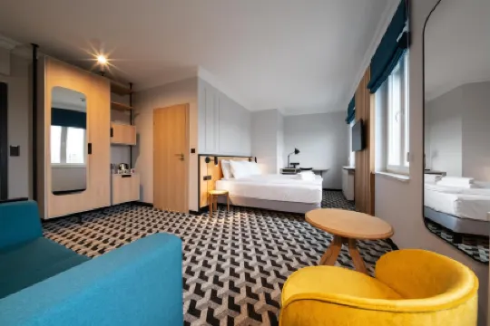 Hotel Tulip Residences Warsaw Targowa Отели рядом с достопримечательностью «Памятник русалке на реке Висла»