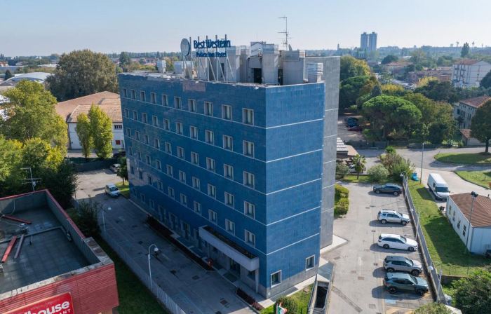 Best Western Palace Inn Hotel