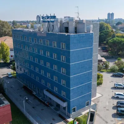 Best Western Palace Inn Hotel Hoteles cerca de Castillo Estense