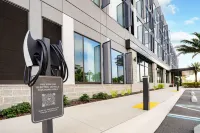 AC Hotel Jacksonville St Johns Town Center - parking