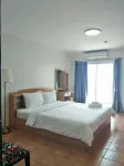 Lomsabai Apartments - Hostales