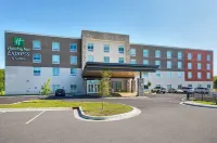 Holiday Inn Express & Suites la Grange - Louisville Area NE Hotels in Oldham County