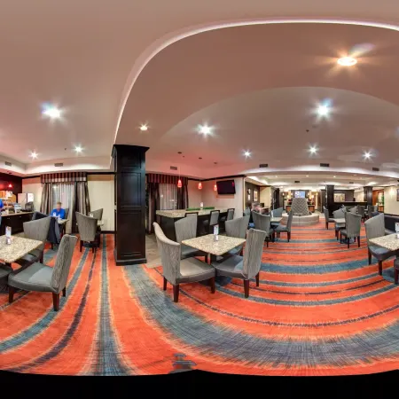 Holiday Inn Express & Suites PARIS by IHG