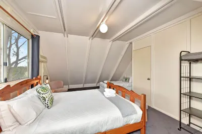 Bracken Ridge Vineyard - The Kingston - Villa 3