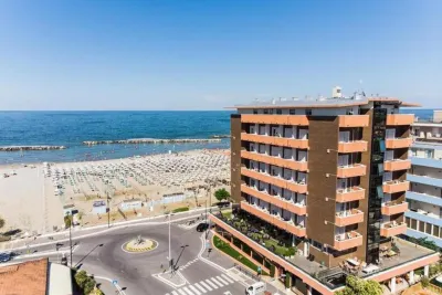 Hotel Palazzo Caveja Hotel in zona Bagno Umberto 64 Torre Pedrera