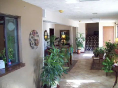 Lyons Inn Hotels in Sterling