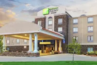 Holiday Inn Express & Suites Searcy by IHG