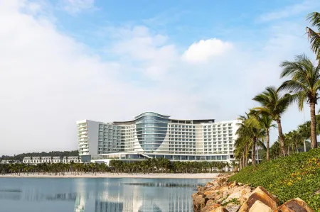 Dream Dragon Resort Отели рядом с достопримечательностью «Do Son Beach»