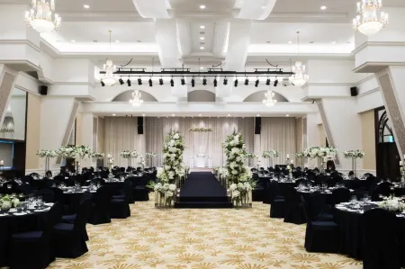 Islandcastle Hotel&Waterpark Отели в г. Ыйджонбу