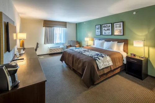 Sleep Inn & Suites East Syracuse Hotels in DeWitt