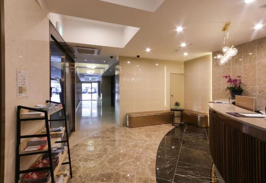 아몬드호텔 로비