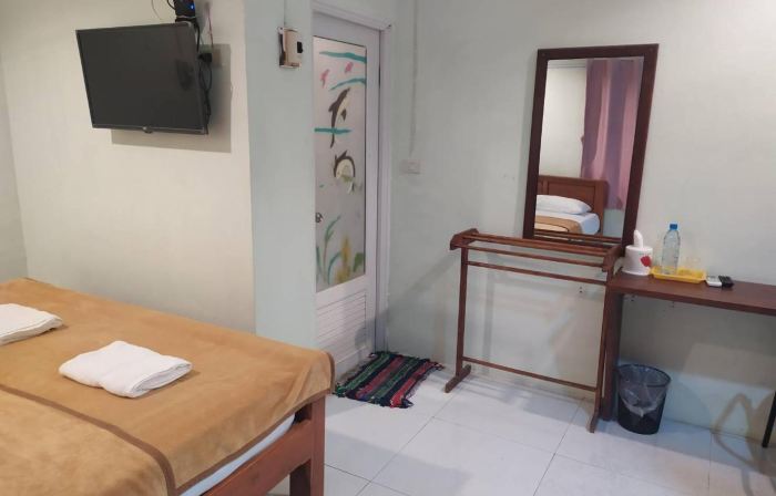 Sisaket PonTaWin Budget Inn
