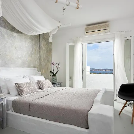 Milos Hotel