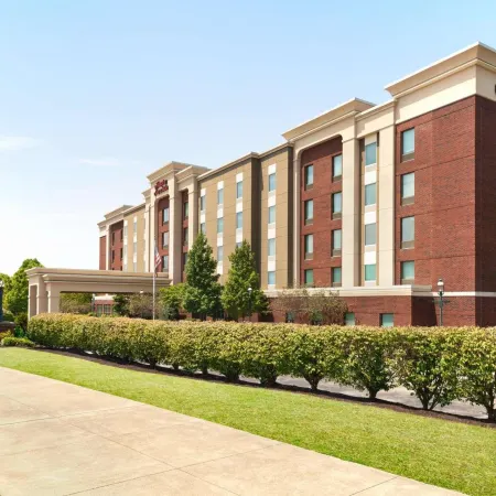 Hampton Inn & Suites Pittsburgh/Waterfront-West Homestead Отели рядом с достопримечательностью «Сквиррел Хилл»