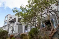 Tintswalo Boulders Hotels near Simon's Town Museum