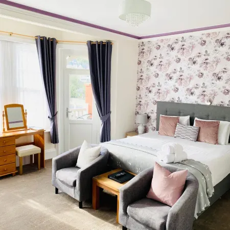 Coastal Waters (Hotel Barton)