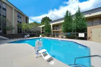 Wyndham Garden Marietta Atlanta North - Pools