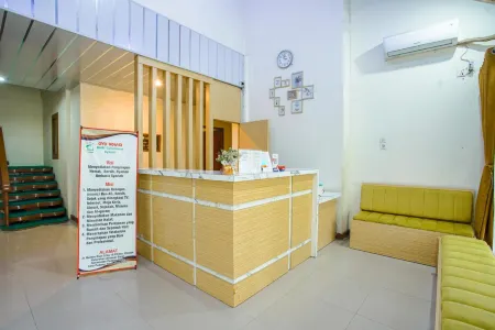 Capital O 90643 Suri Guest House Syariah Отели в г. West Air Tawar